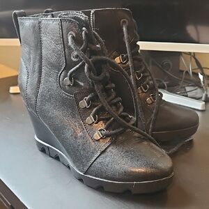 Sorel Black Lace Up Wedge Boots
